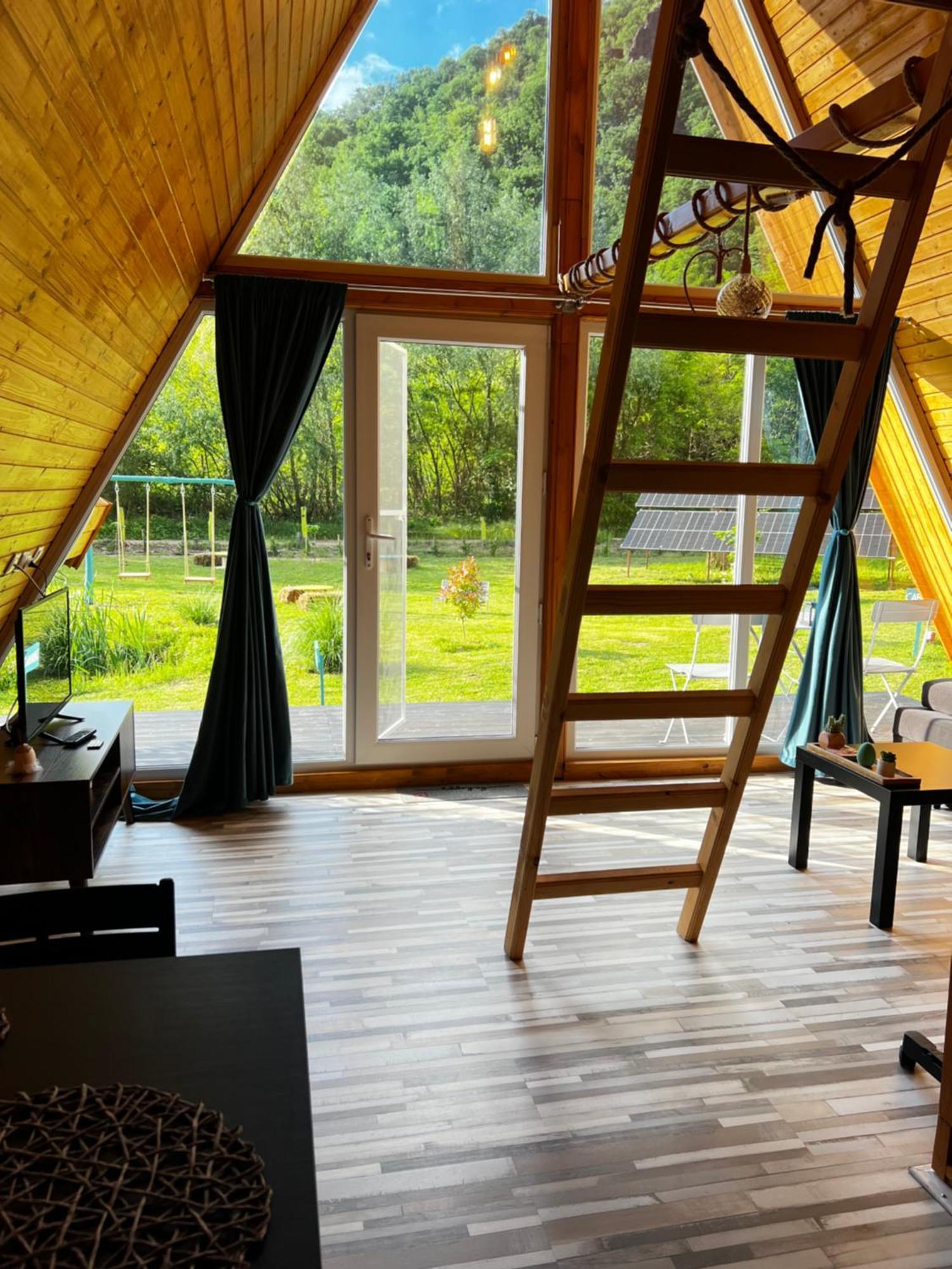 Cabane A-Frame Svinita Εξωτερικό φωτογραφία